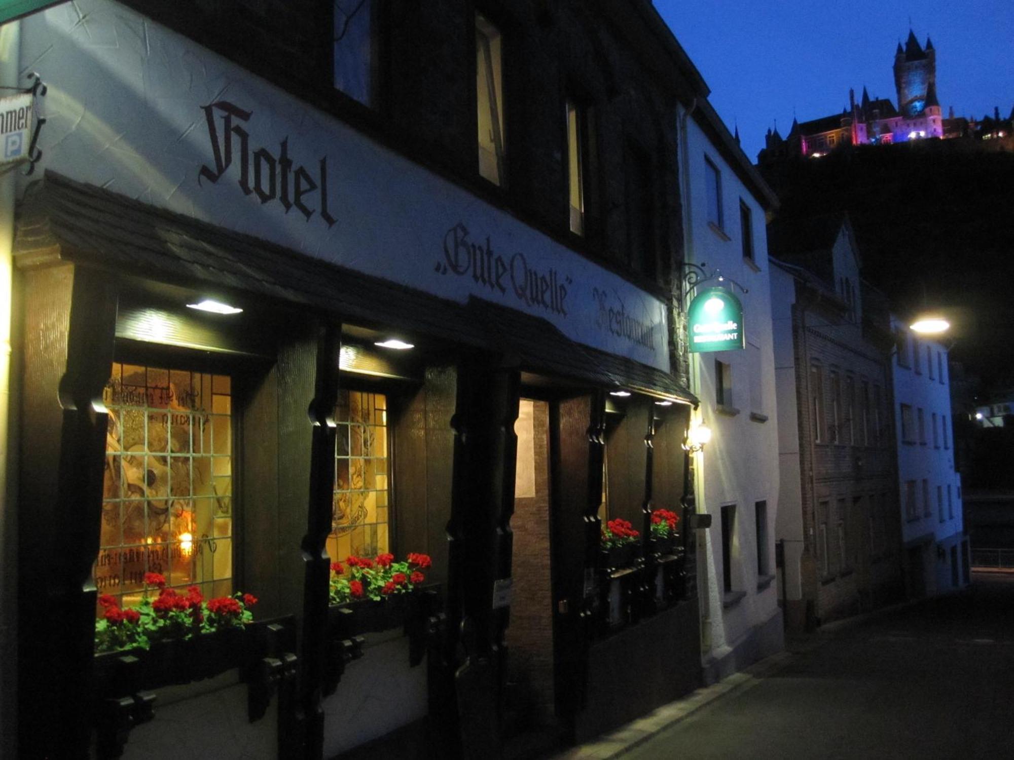 Hotel Und Gaestehaus Gute Quelle Cochem Exterior foto
